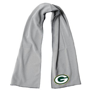 Grey cooling towel with Green Bay Packers logo