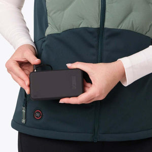 Mobile Warming battery pack connecting to a heated vest