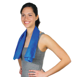 Woman wearing a blue cooling towel around her neck