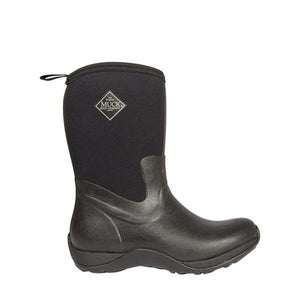 Black Muck mid calf rubber boot with logo patch