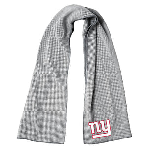 Grey cooling towel with New York Giants logo
