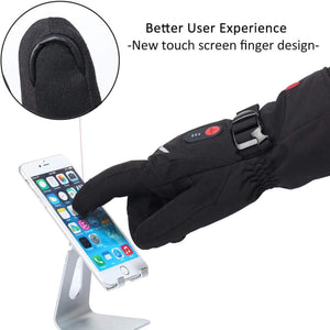 Savior Heat glove with touchscreen compatible finger tip using a smartphone